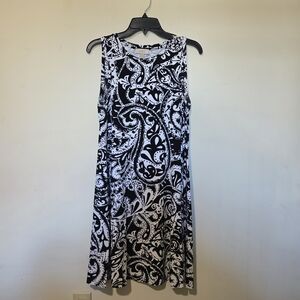 Loft Outlet Black & White Paisley Sleeveless Shift Dress - Medium